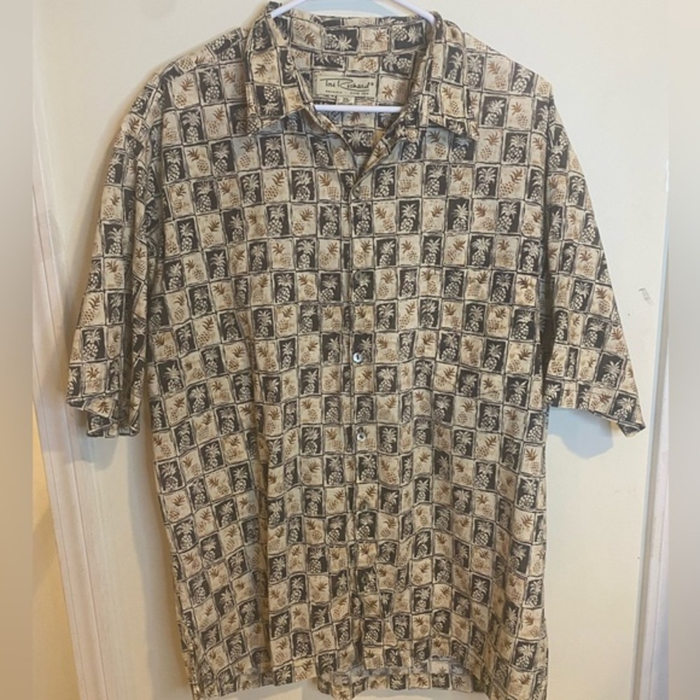 Tori Richard Pineapple shirt size XL 100% Cotton